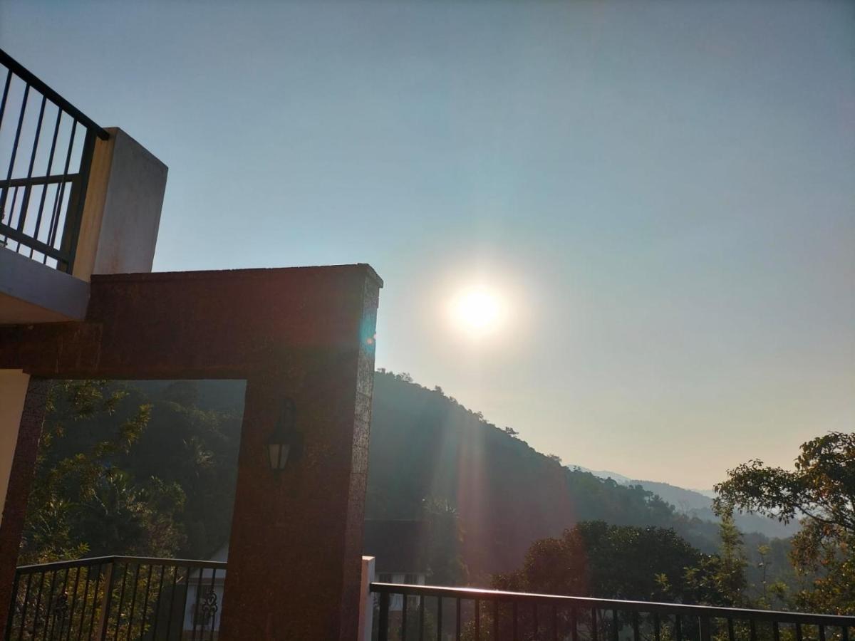 Coorg Vismaya Resort Мадикери Экстерьер фото